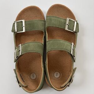 New Roma back strap Waco shoe company suede muse green  Sandals 8.5